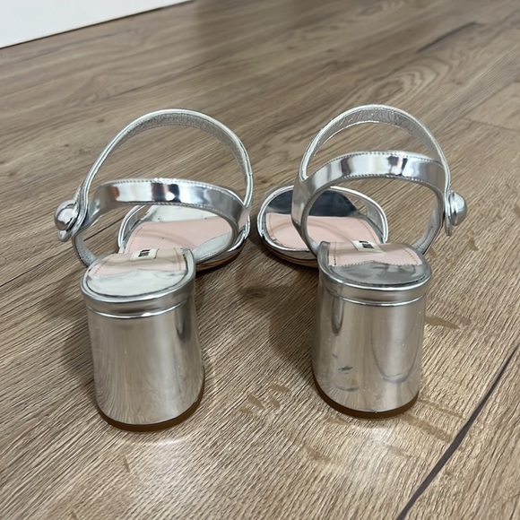 Miu Miu Metallic Silver Leather Ankle Strap Block Heel Sandals - Picture 15 of 15